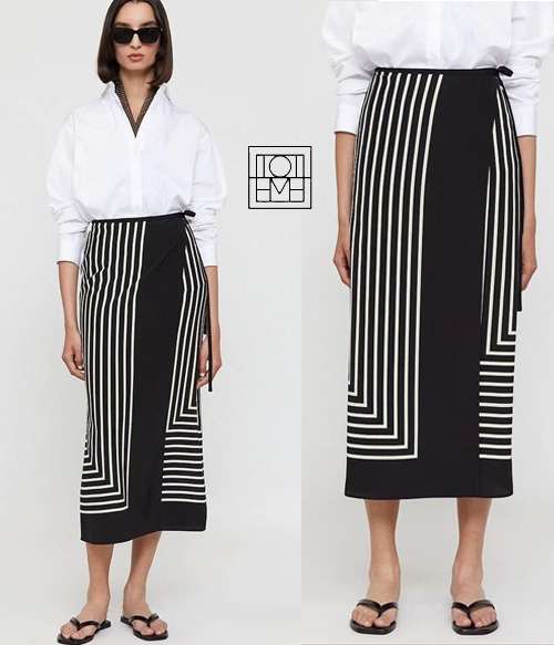 TOTEM*  striped skirt ;심플하면서도 고급스럽게 만나보실수 있는 랩스컽!!