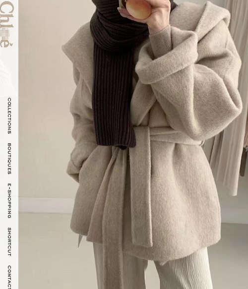 chlo* hooded coat;루즈한 핏감으로 고급스럽고 편하게 만나보실수 있는 후디드 반코트!!