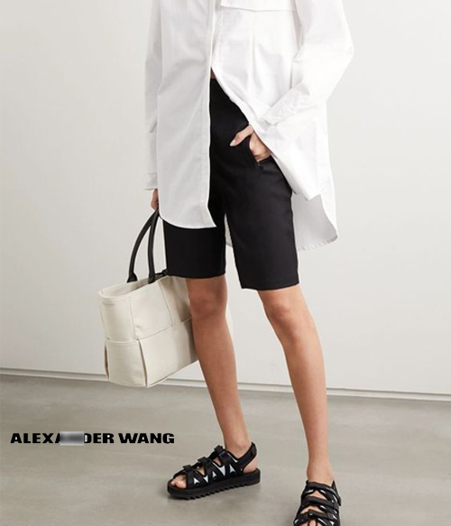 alexander wan* banding shorts ;입어보면 더욱 반하는 미디 쇼츠~밴딩이라 더욱 편해요^^ ;피팅추가