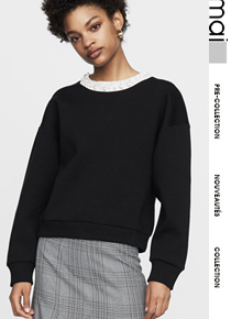 MAJ* (or) Pearl-embellished Sweatshirt ;$265.00 쥬얼 디테일로 얼굴마저 화사해보이는!!